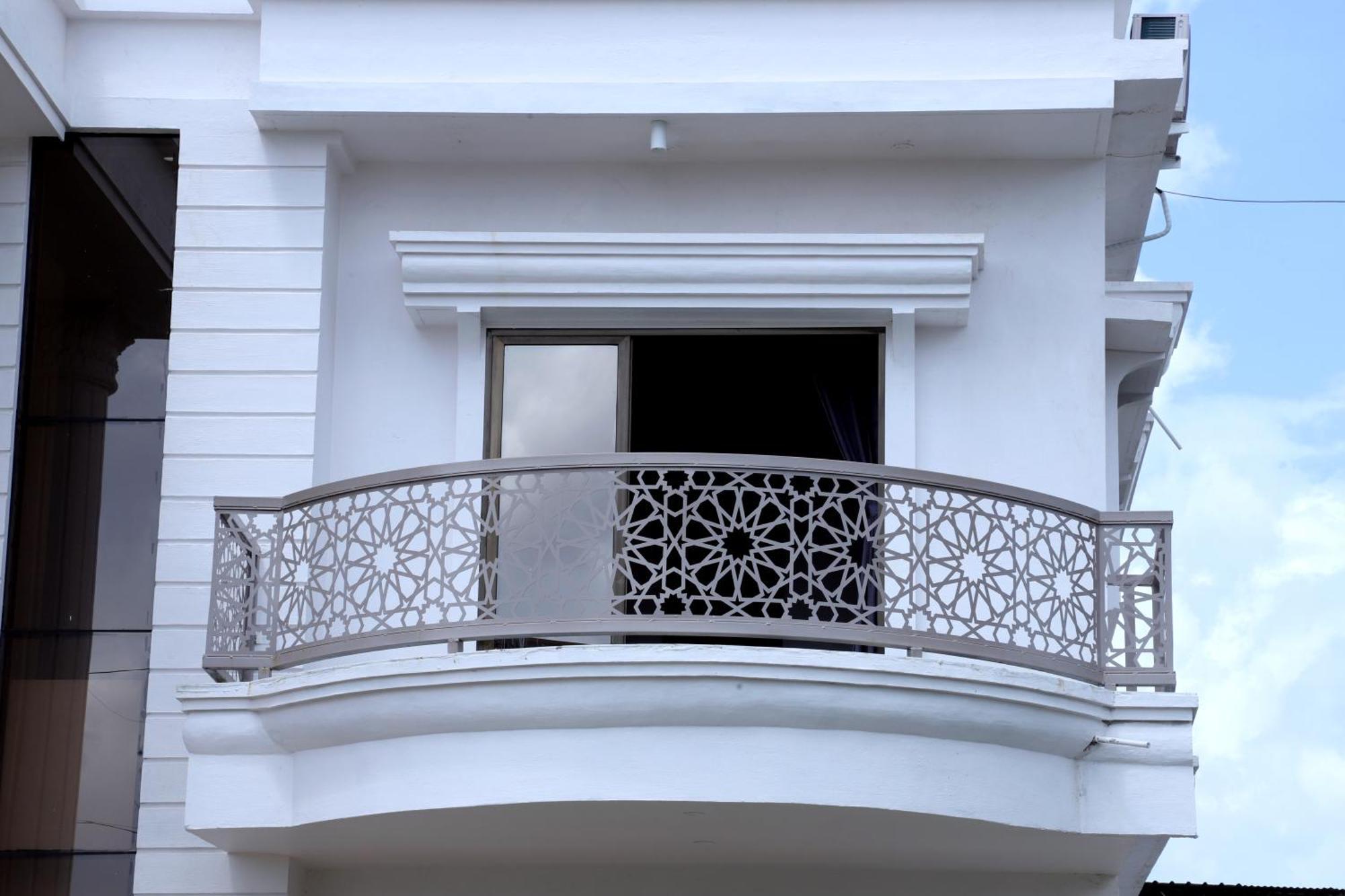 Hotel Grand Khuldabad 外观 照片