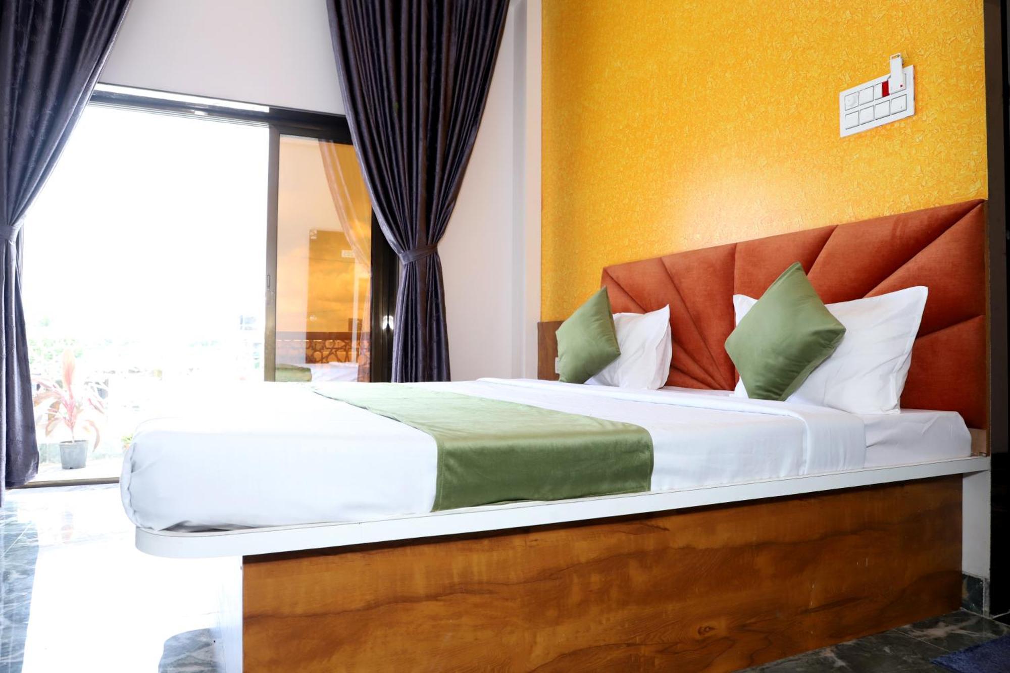 Hotel Grand Khuldabad 外观 照片